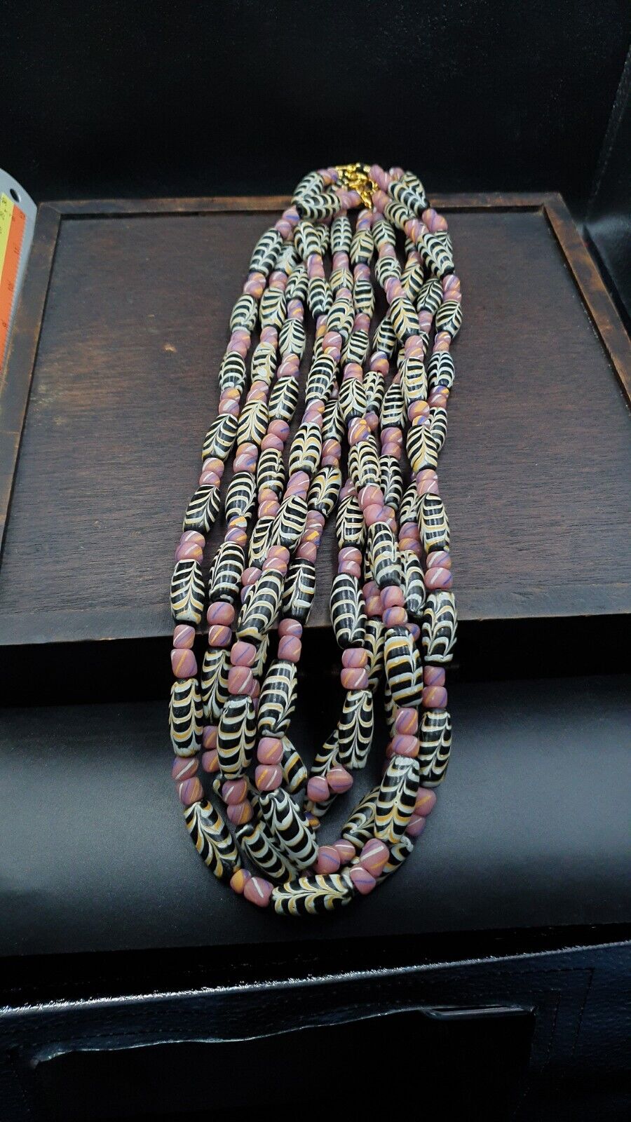 Vintage Feather Style Pattern African Stripes Beads Necklace