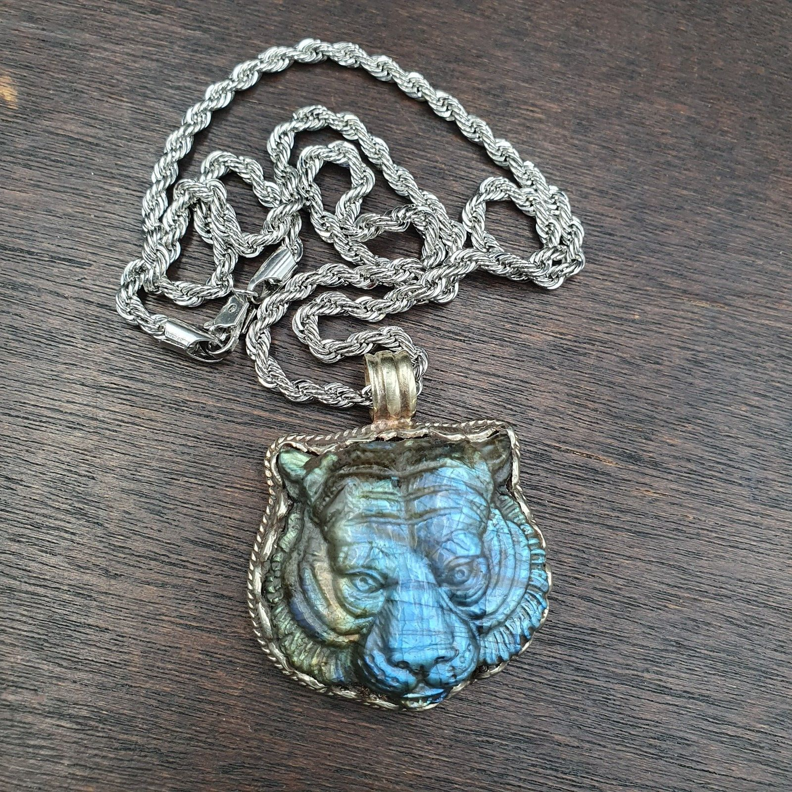 BIG MEN'S VINTAGE Natural Blue Fire Carving Labradorite Lion Face Necklace 2