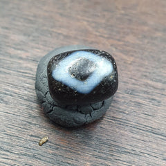 Antique Tibetan 2 Diamond eyes Agate Dzi Bead: A Rare Gem from the Past