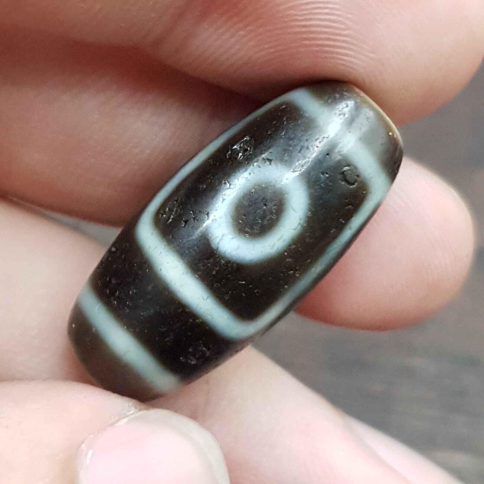2 Slide Eyes Old Tibetan High Quality Agate Dzi Bead Amulet OTB8-2