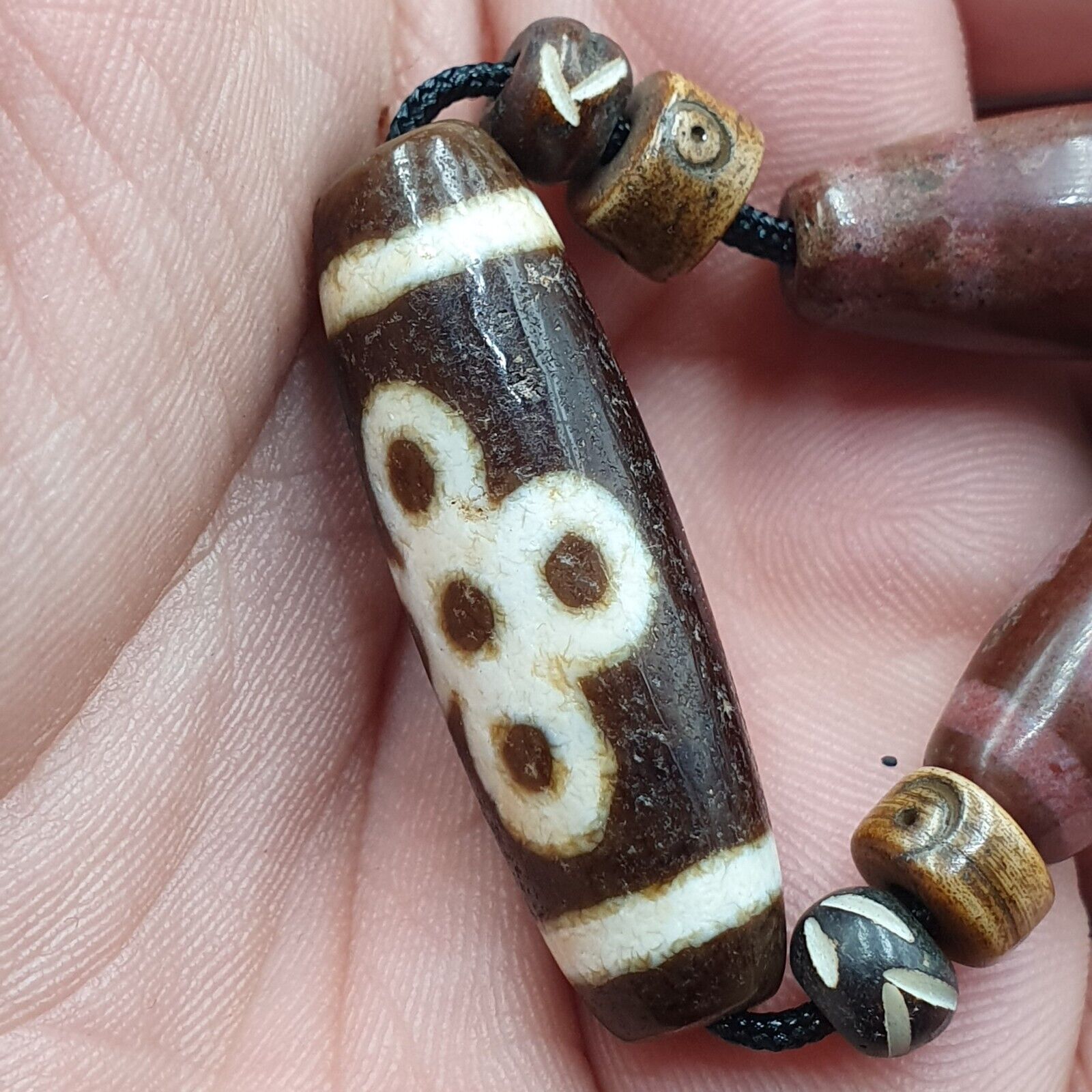 Power Beads Lot INDO TIBETAN Himalayan Flower 5 Eyes Agate bead Amulet Dzi