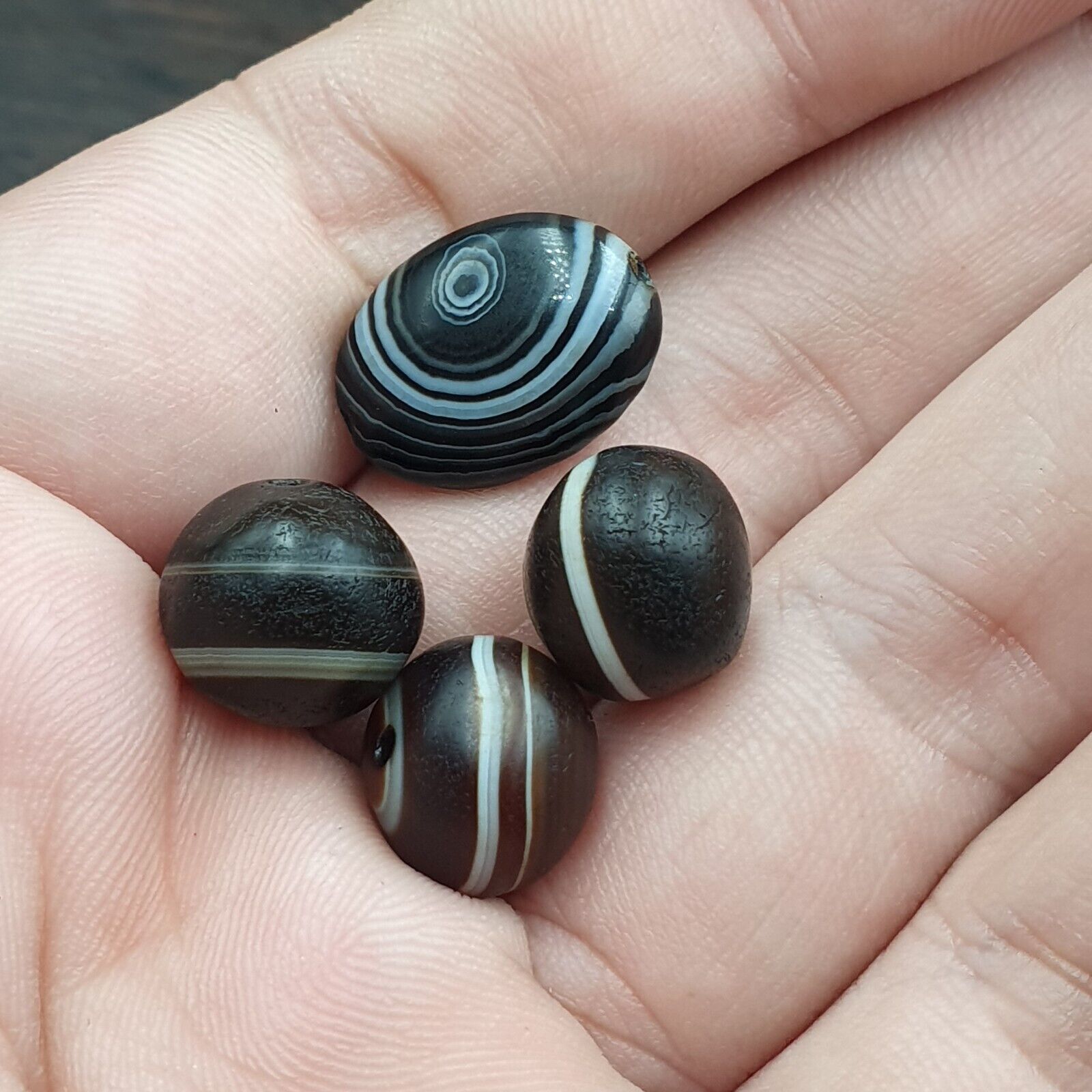 Antique Tibetan Banded Agate Bead Natural Patterns Agate Amulet Lot 4 pcs
