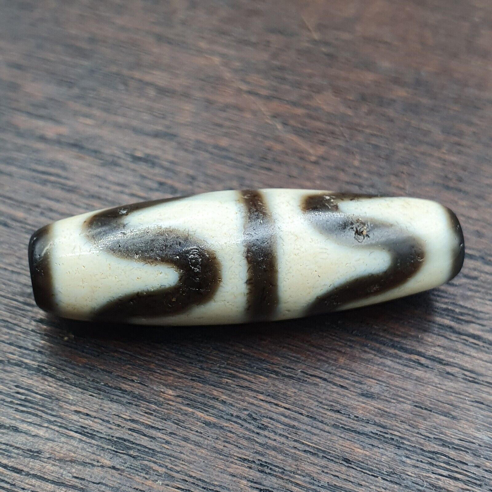 Himalayan Tibetan Agate Dzi Bead Amulet Smooth Skin Bead OTB-12F2