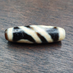 Vintage Himalayan Tibetan Agate Dzi Bead Amulet Smooth Skin Bead OTB-12F1
