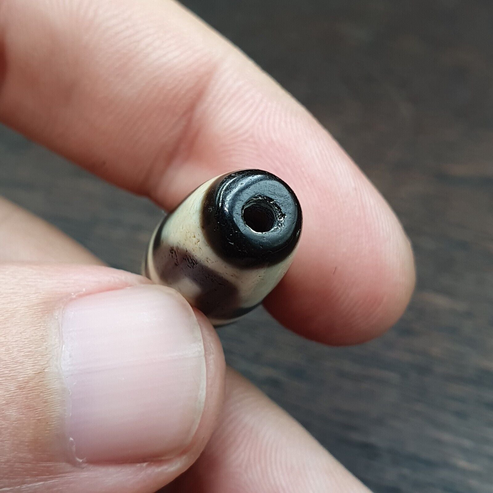 Himalayan Tibetan Agate Dzi Bead Amulet Smooth Skin Bead OTB-12F2