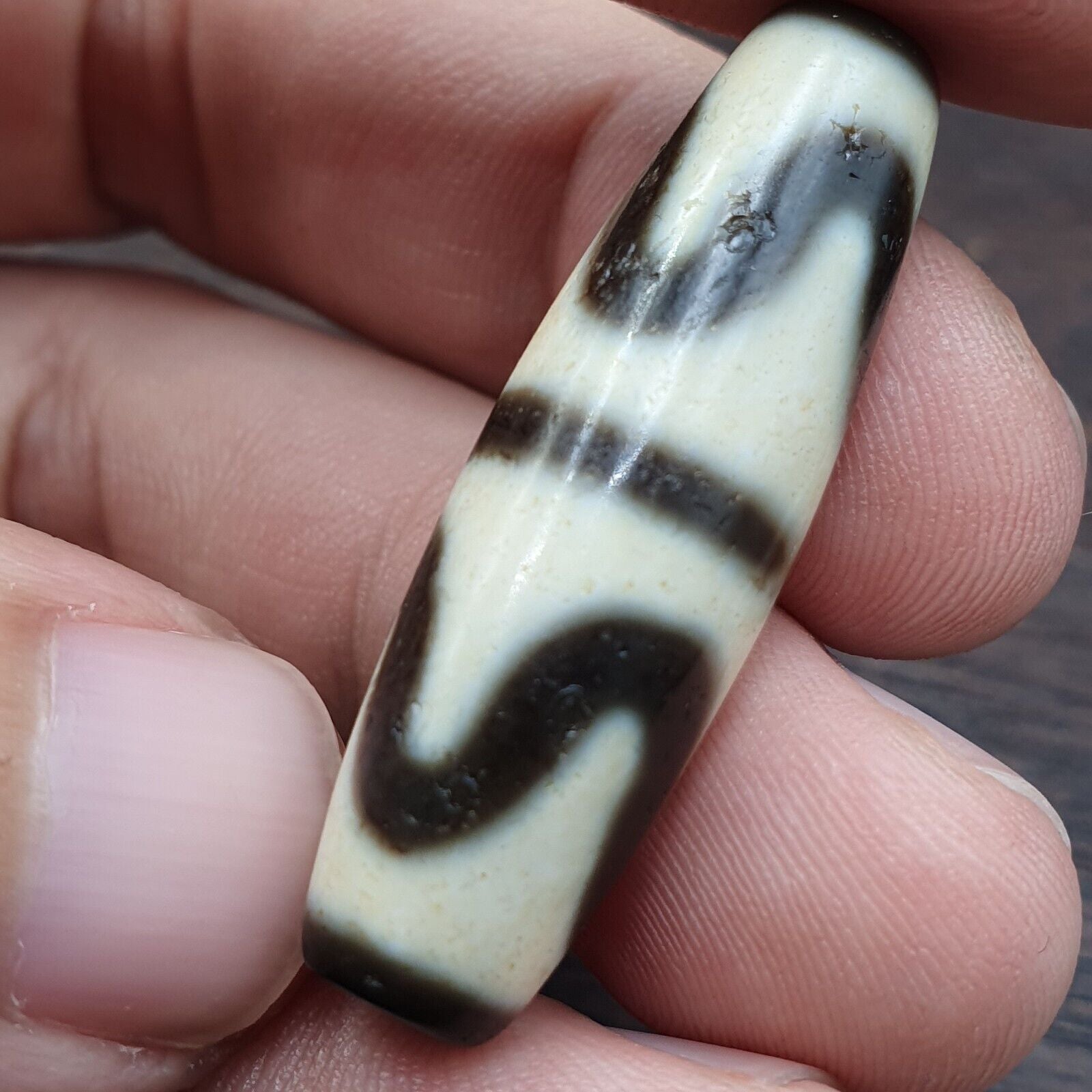 Himalayan Tibetan Agate Dzi Bead Amulet Smooth Skin Bead OTB-12F2