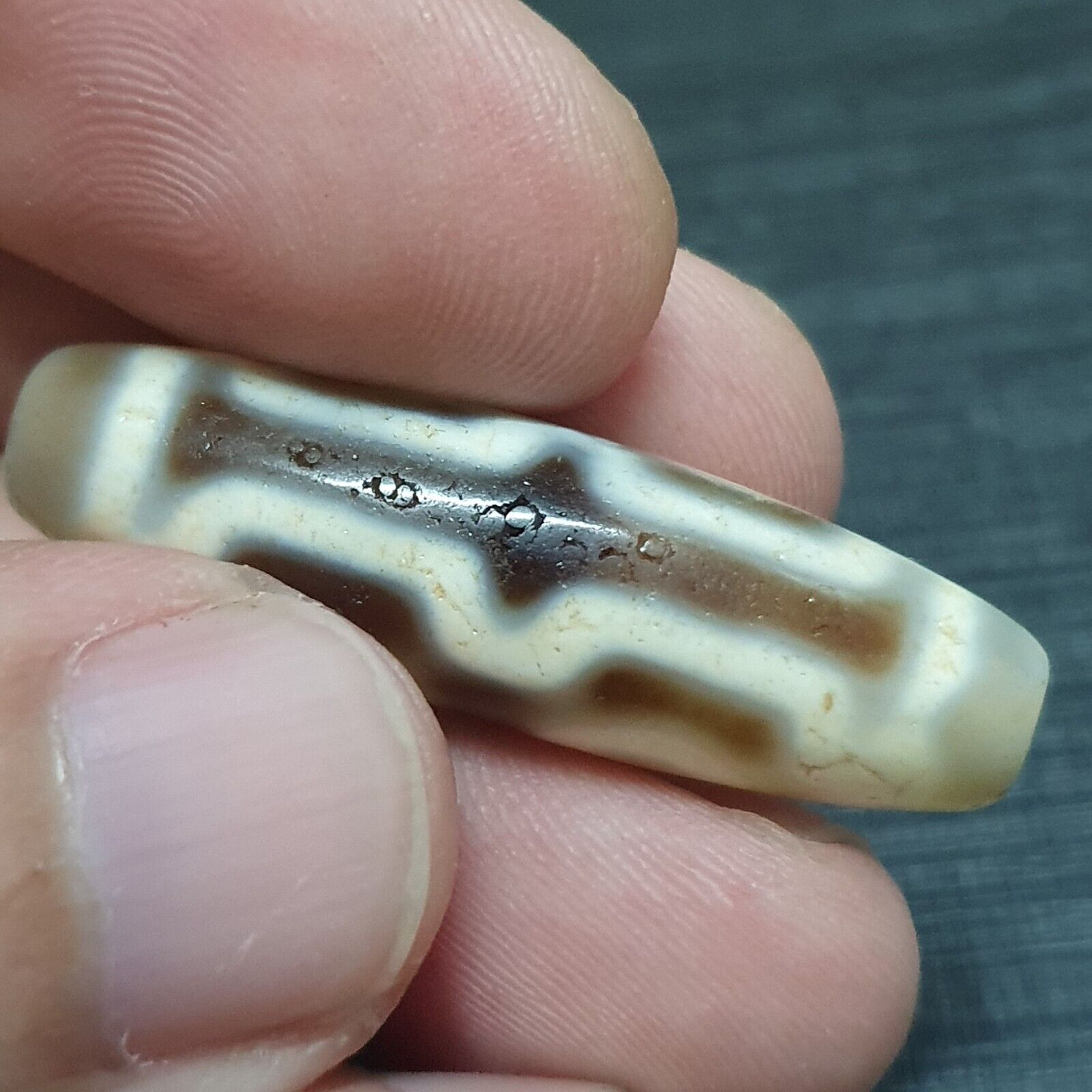 High Quality 4 Round Eyes Old Himalayan Indo Tibetan Agate DZI Bead