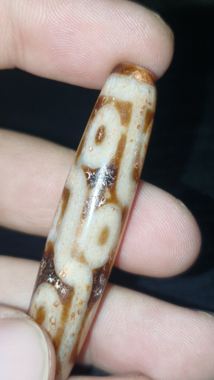 Rusted Vintage Old Himalayan Indo Tibetan 9 Eyes Agate Bead Unique pattern