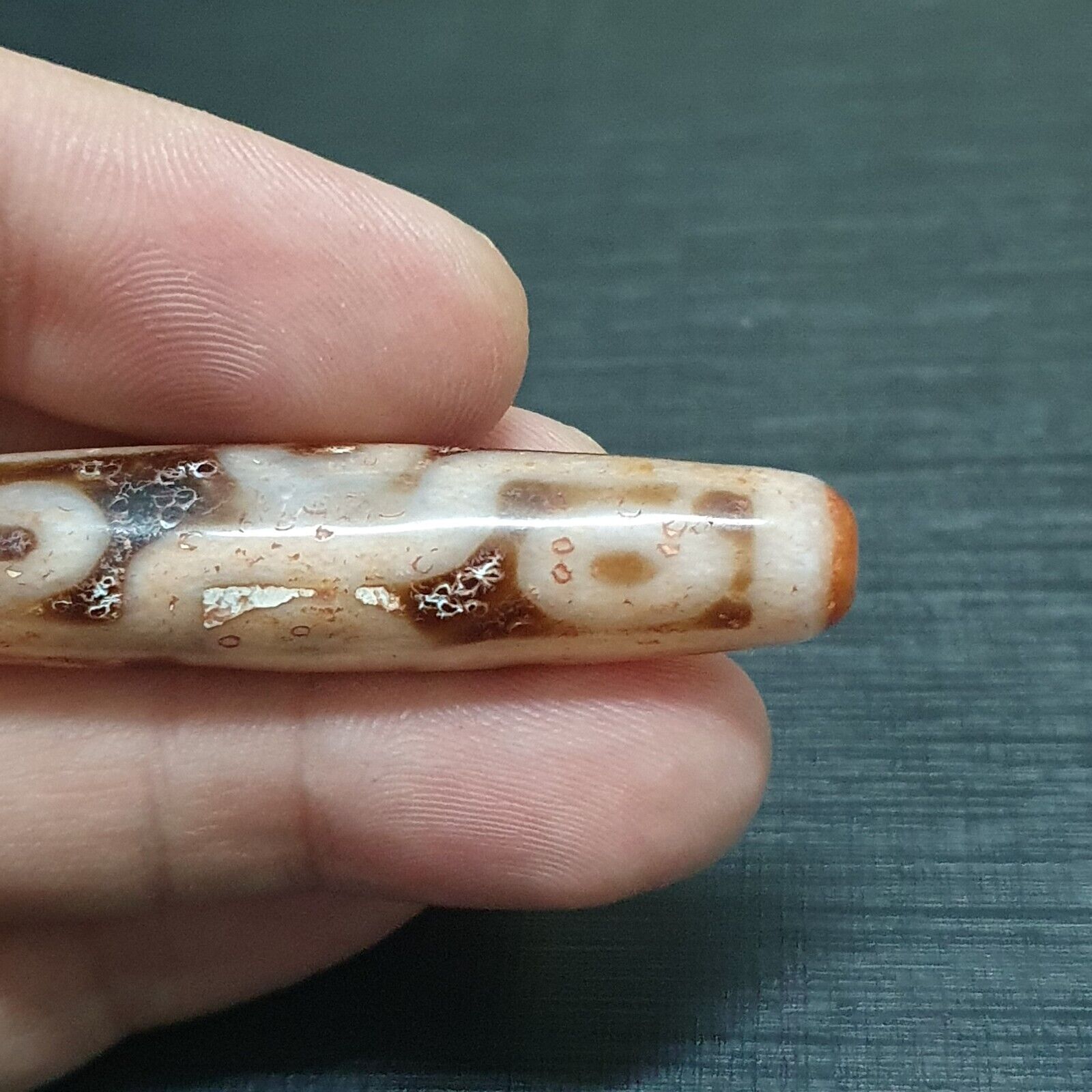 Rusted Vintage Old Himalayan Indo Tibetan 9 Eyes Agate Bead Unique pattern