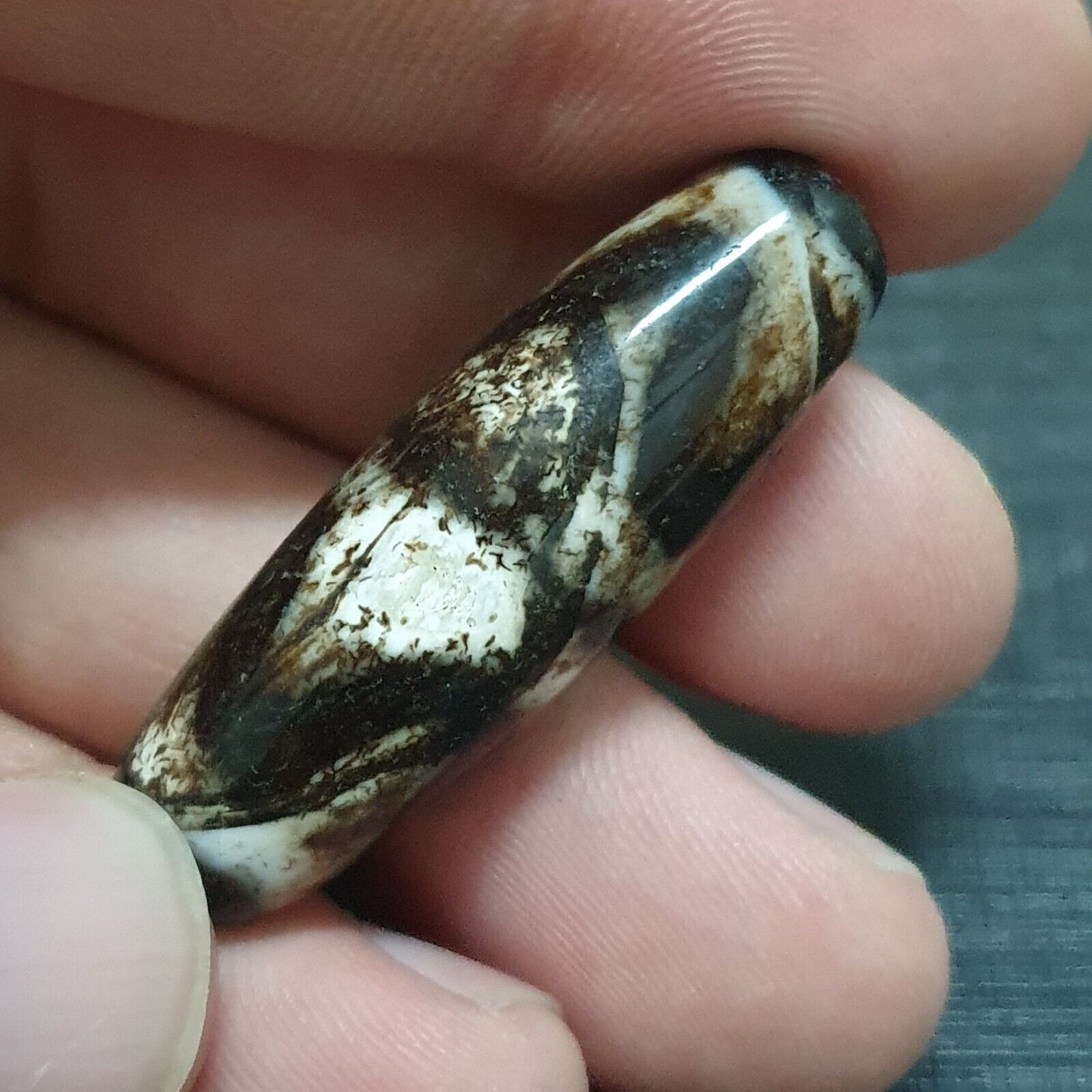 RUSTED Old Himalayan Indo Tibetan Agate DZI Bead Unique pattern
