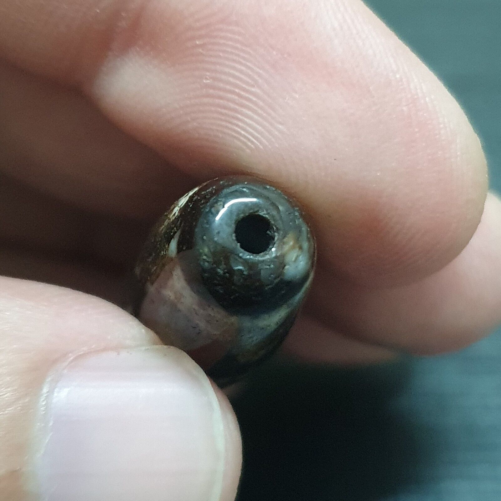 RUSTED Old Himalayan Indo Tibetan Agate DZI Bead Unique pattern